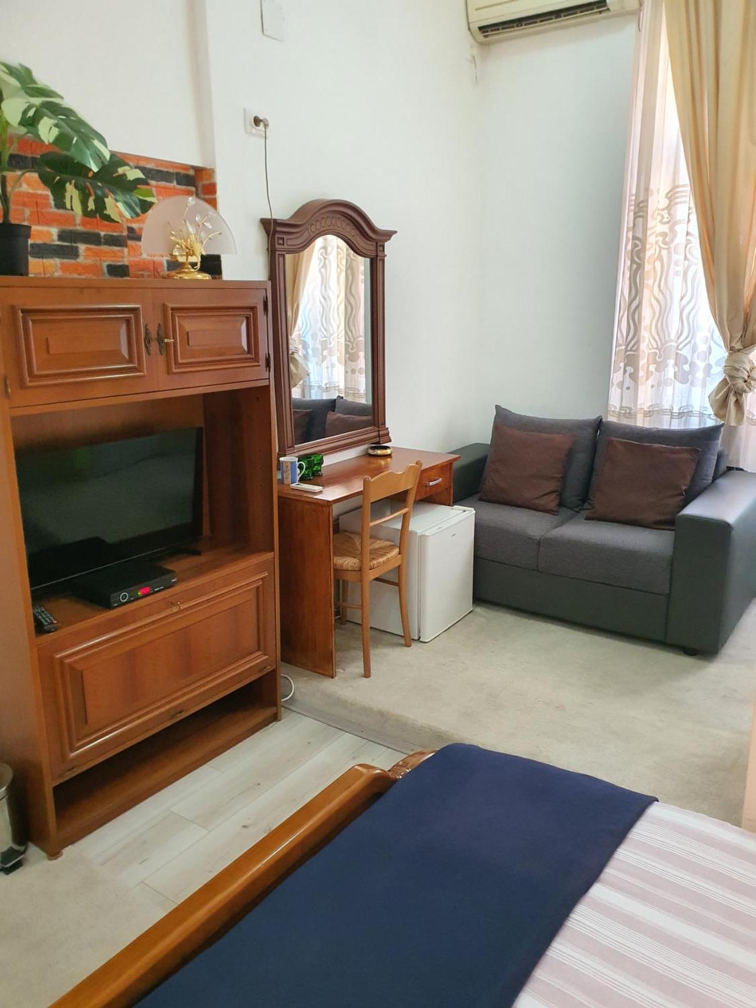 Prenociste Nikolas Grand Smederevo Rom bilde