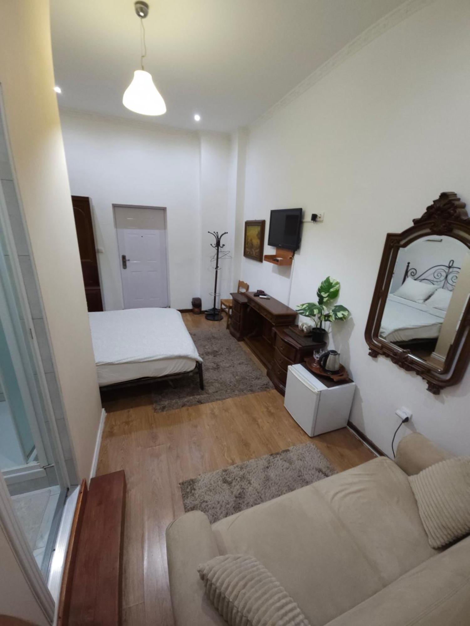 Prenociste Nikolas Grand Smederevo Rom bilde