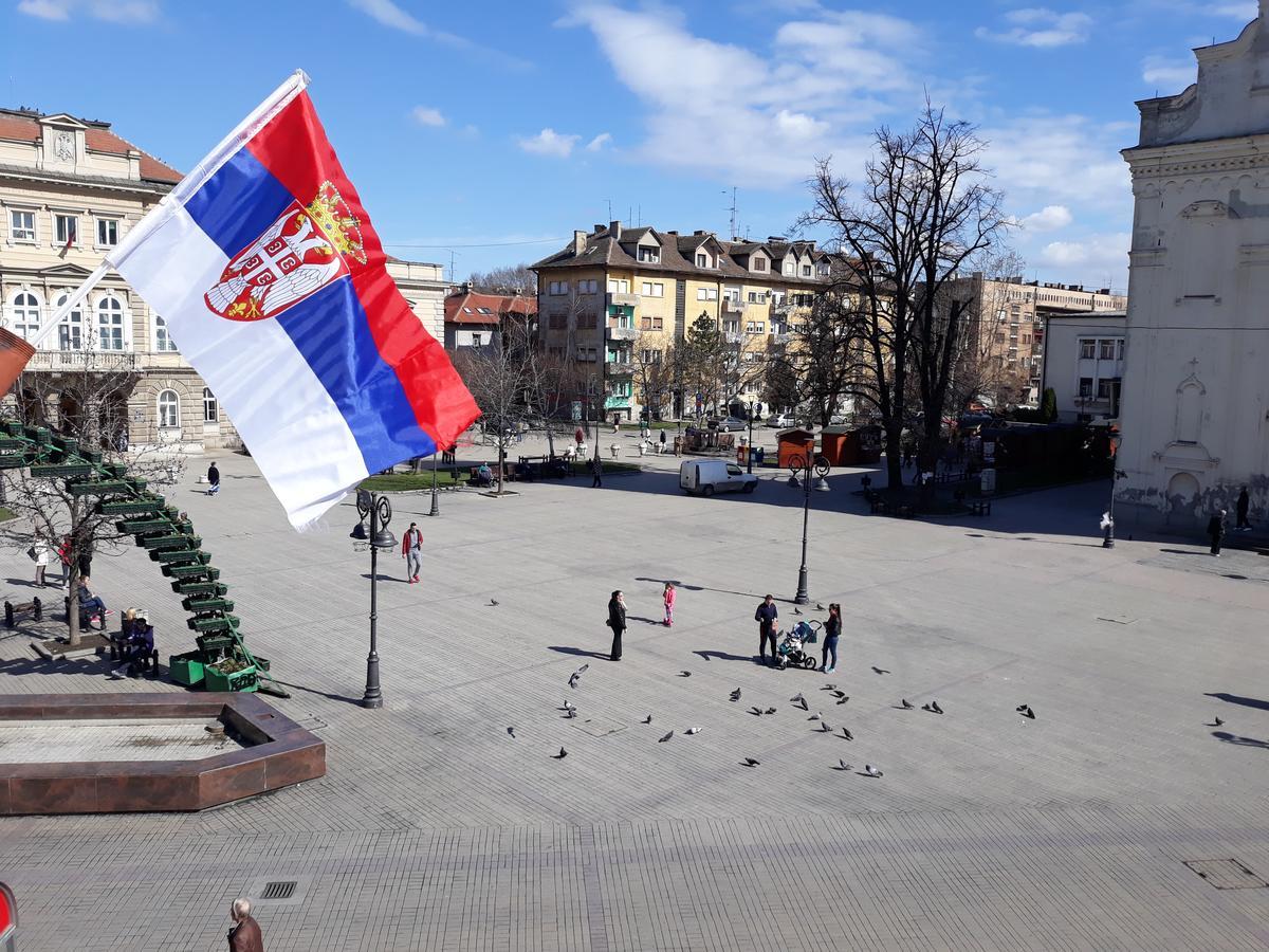 Prenociste Nikolas Grand Leilighet Smederevo Eksteriør bilde