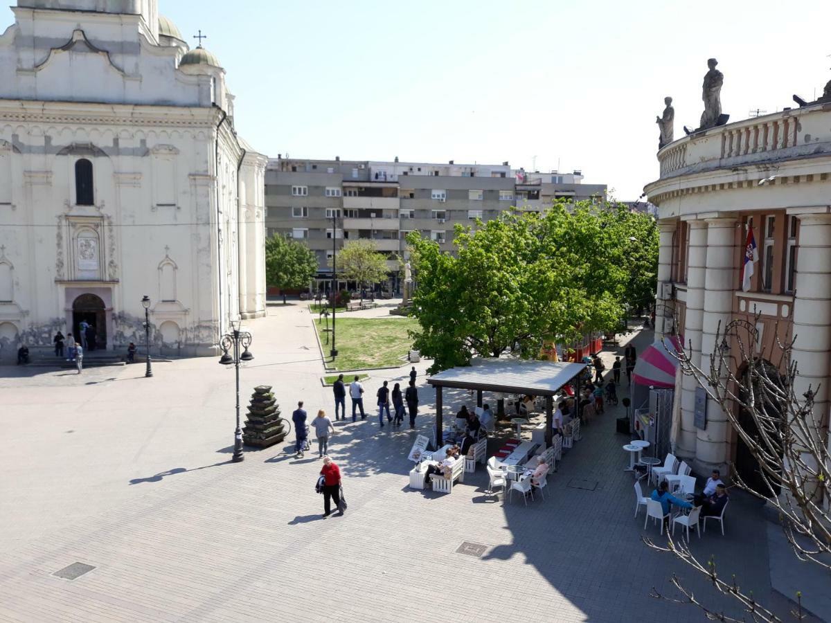 Prenociste Nikolas Grand Leilighet Smederevo Eksteriør bilde